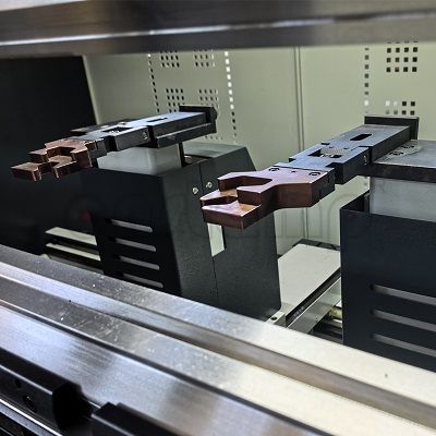 CNC Press brake 175t/4000mm Delem DA69T 8 1 Axes