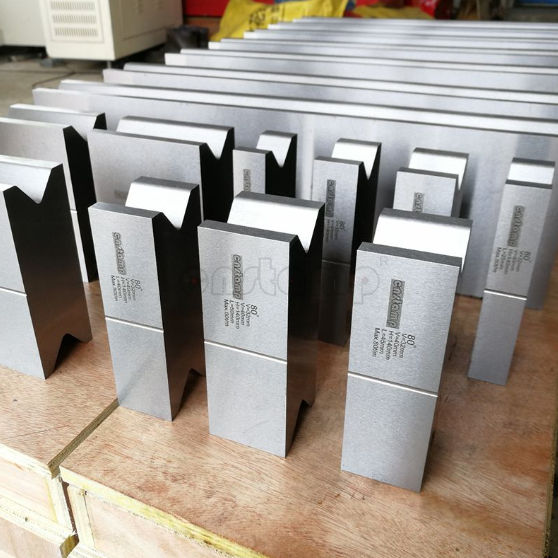 Press Brake Tooling Selection: Types & Rules to Follow